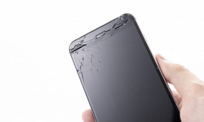 iPhoneのフレームが歪むことで起こるリスク