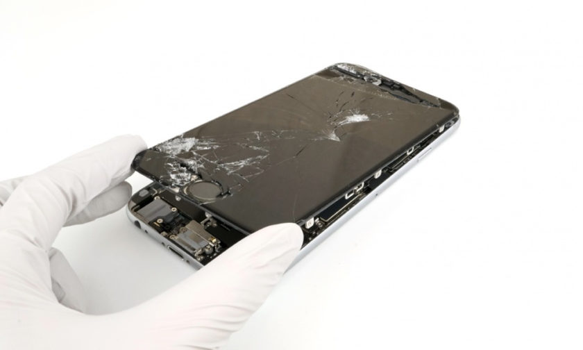 iPhoneの修理は総務省登録修理業者へ依頼しよう