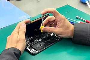 アイサポ 赤平店（修理）のスタッフ写真